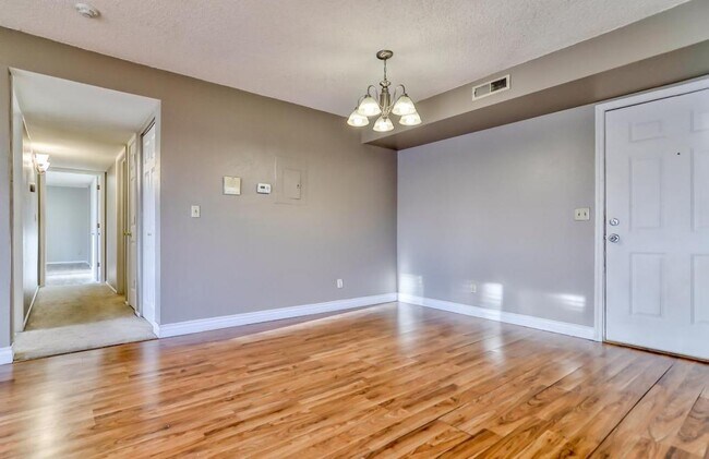 Building Photo - 6435 S Dayton St, #304