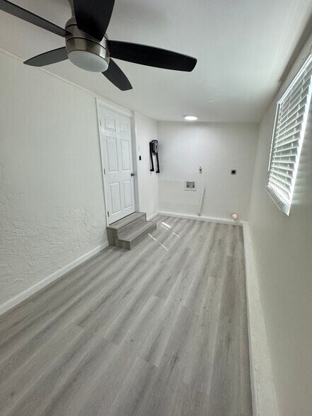 Building Photo - 429 45th St