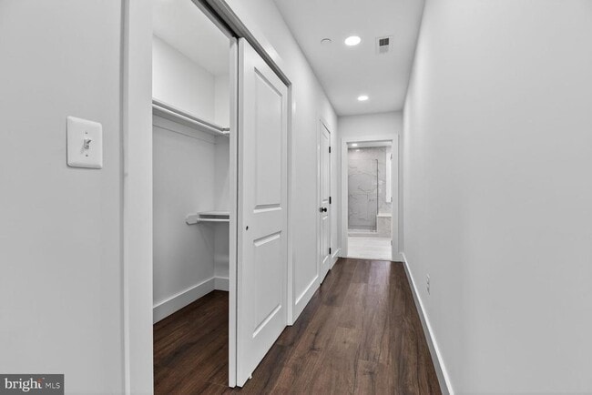 Building Photo - 13102 Ideal Dr