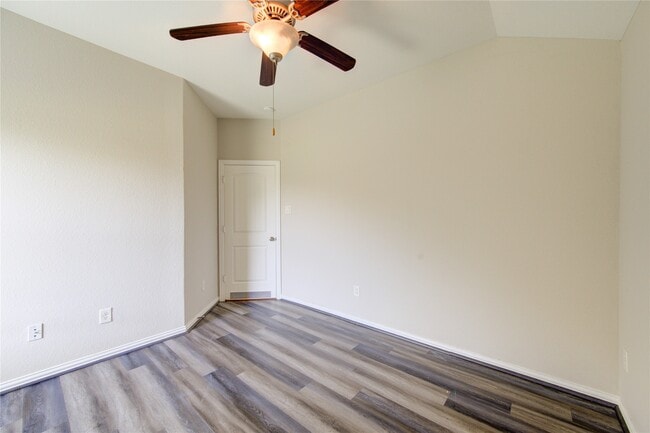 Building Photo - 4519 Apple Point Ln