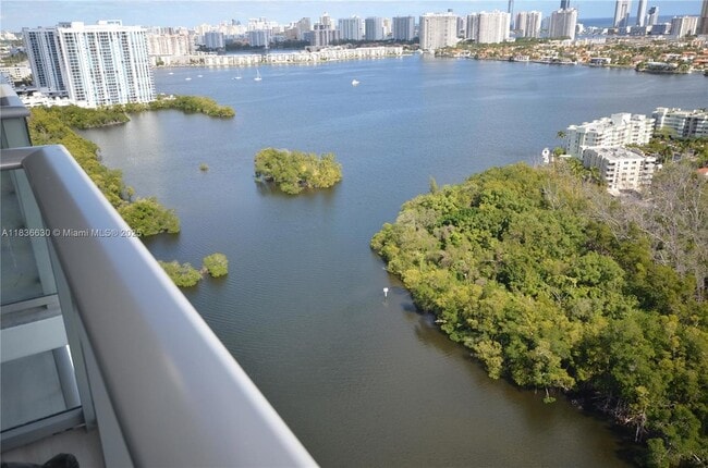 Building Photo - 16385 Biscayne Blvd