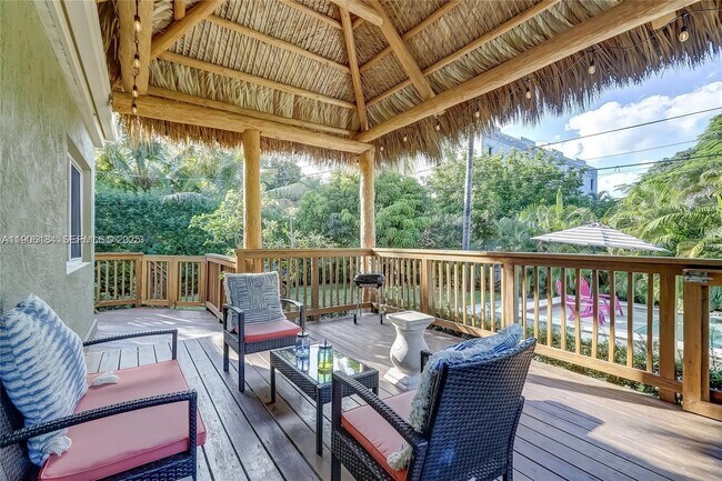 Building Photo - 1637 Cleveland St