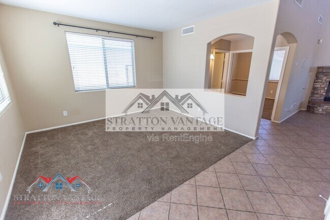 Building Photo - 4808 W Allen St