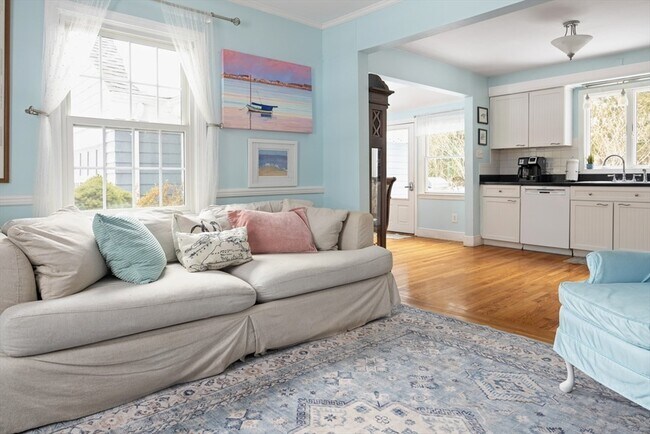 Building Photo - 46 Bowden Ave