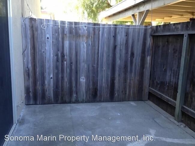 Building Photo - 294 E Cotati Ave