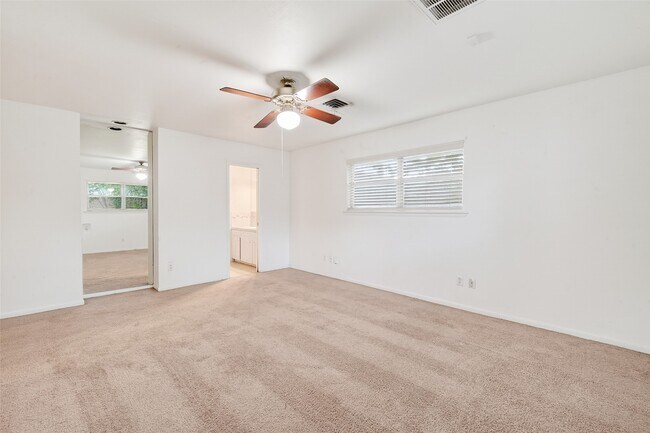 Building Photo - 5422 Spellman Rd