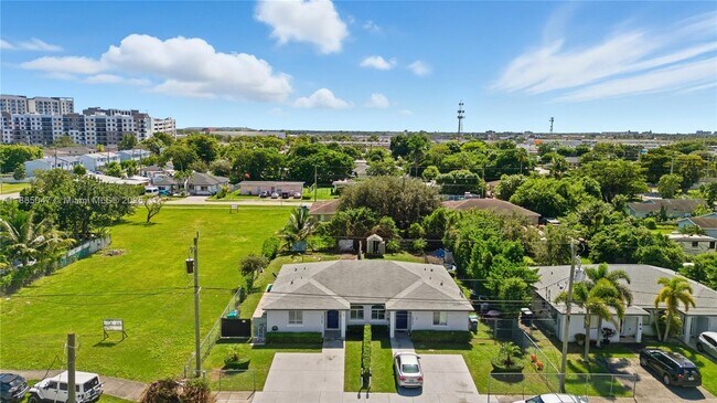 Building Photo - 10350 SW 181st St