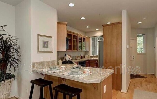 Building Photo - 1693 NE Juneberry St