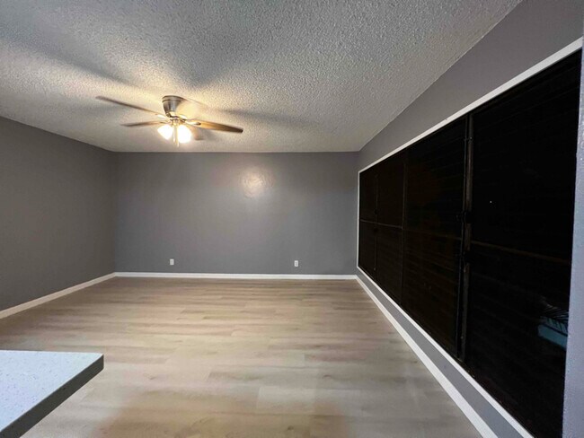 Building Photo - 87-127-127 Helelua St