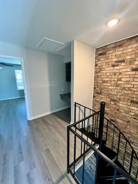 Building Photo - 280 S Hill Ave