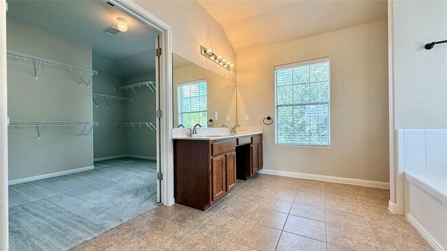 Building Photo - 12224 Timber Heights Dr