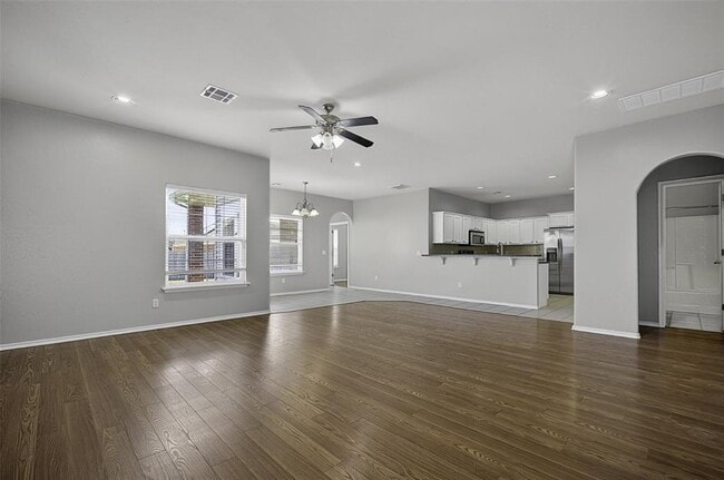 Building Photo - 5924 SE 66th St