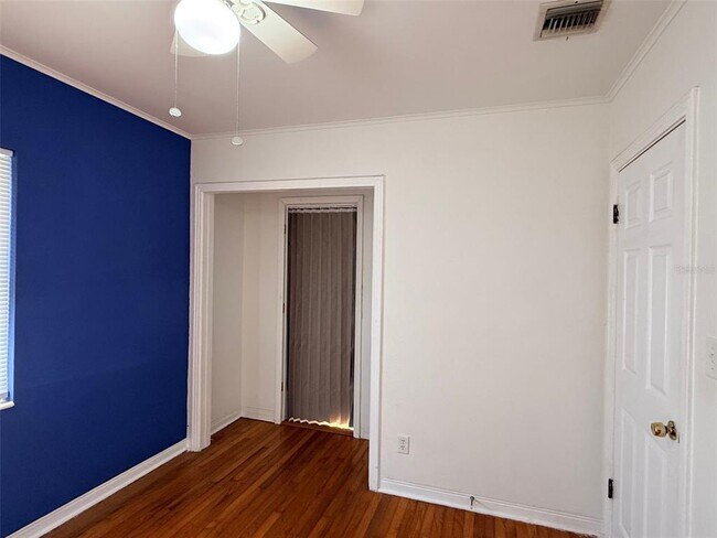 Building Photo - 1400 Alhambra Way S