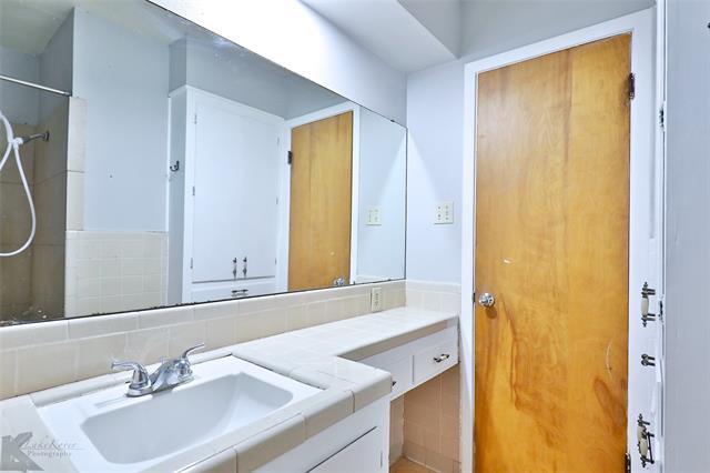 Building Photo - 1443 Beechwood Ln