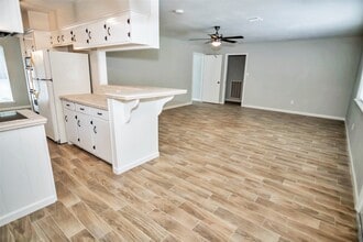 Building Photo - 1715 Capstan Rd