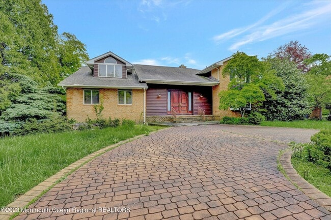 Building Photo - 84 Wickapecko Dr