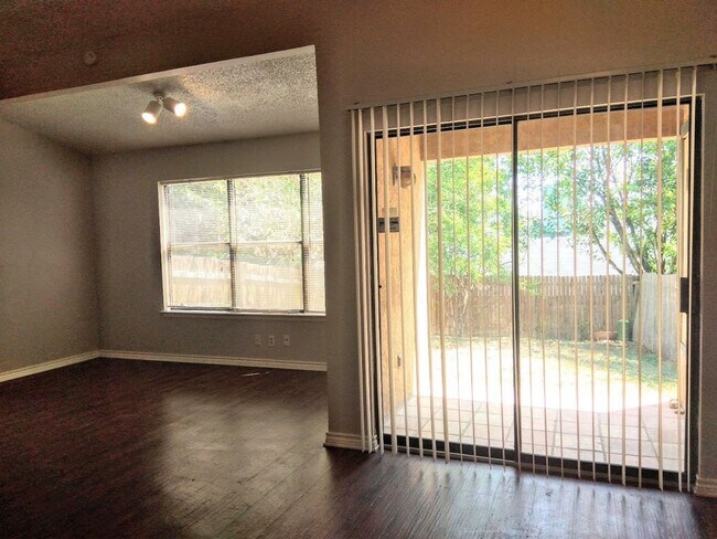 Building Photo - Two Bedroom Two Story Townhome In Amazing ...