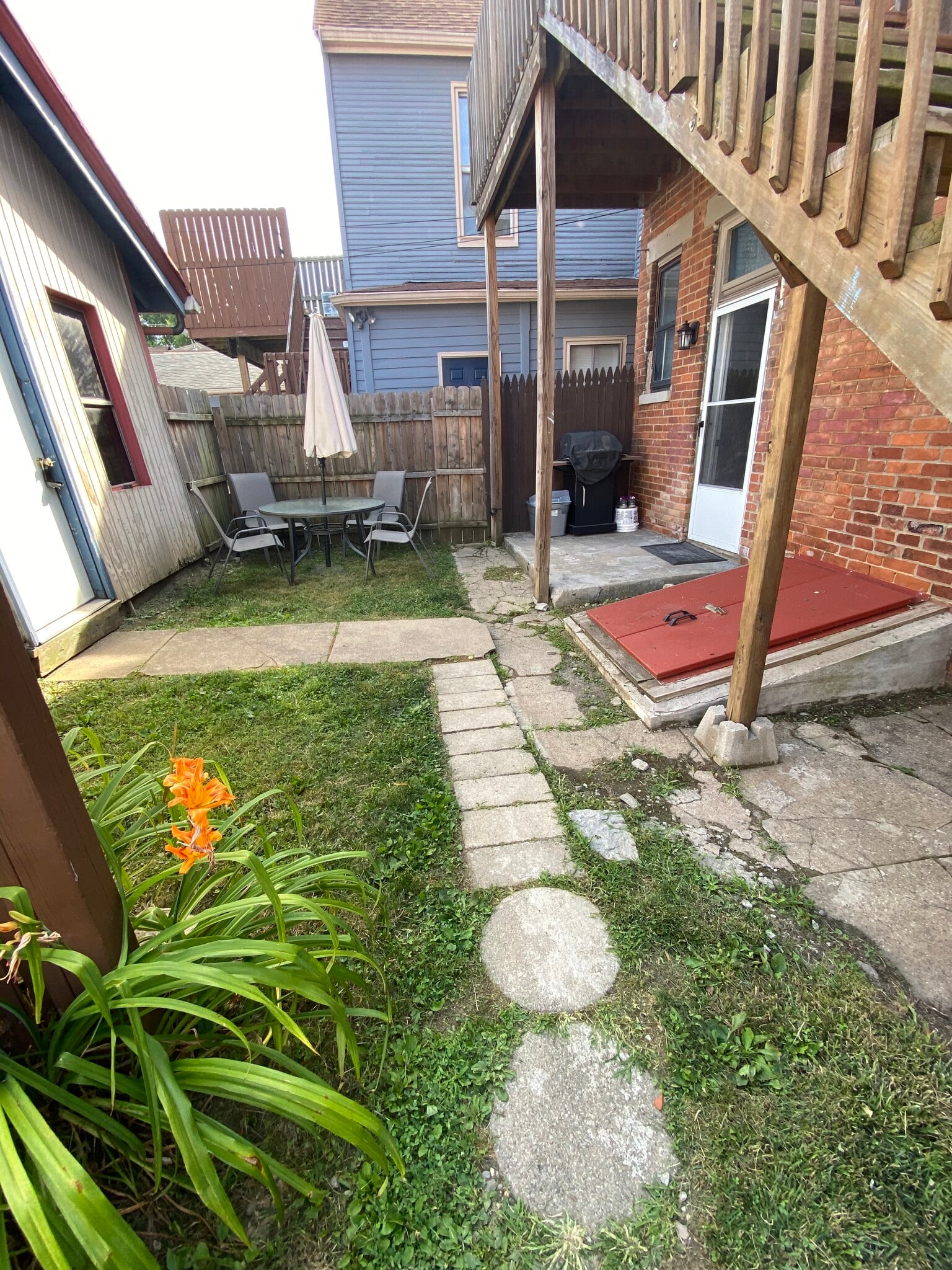 Back entrance- porch, outdoor table. - 410 Fairfield Ave