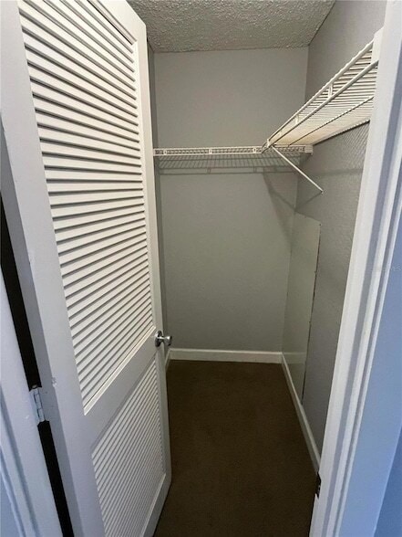 Building Photo - 2700 Coconut Bay Ln