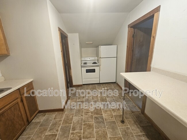 Building Photo - 925 Alabama St