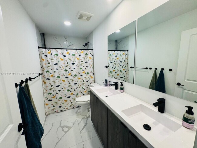 Building Photo - 1312 NW 3rd St