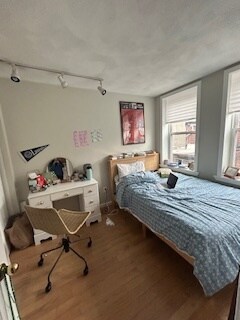 Building Photo - 221 Hanover St