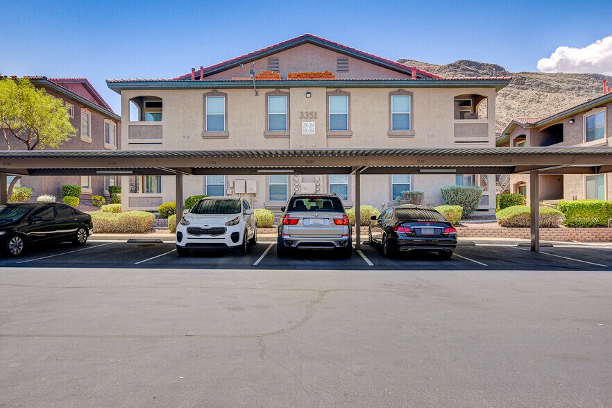 Building Photo - 3351 Indian Shadow St