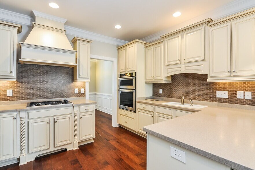 Building Photo - 205 Summerwind Plantation Dr