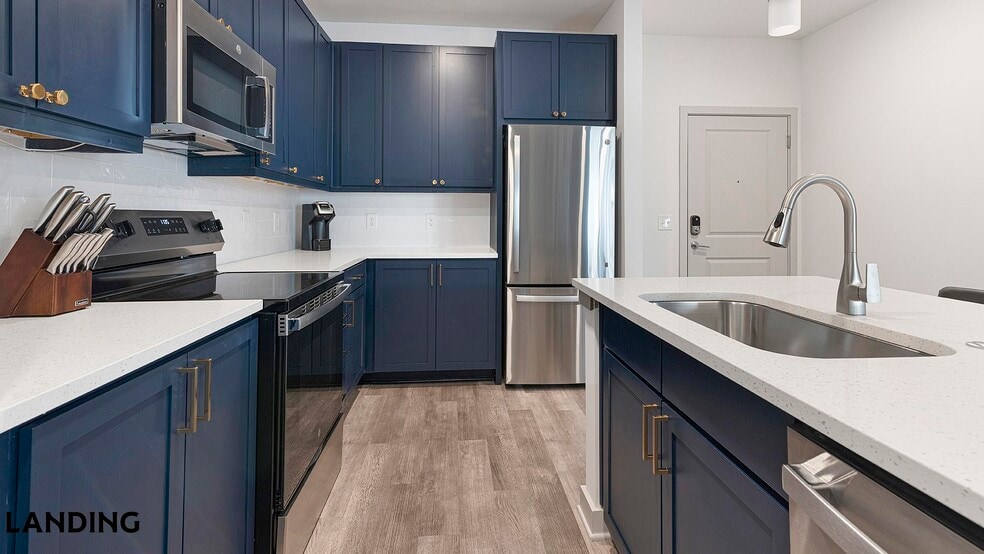 Building Photo - 2900 4th Ave NW