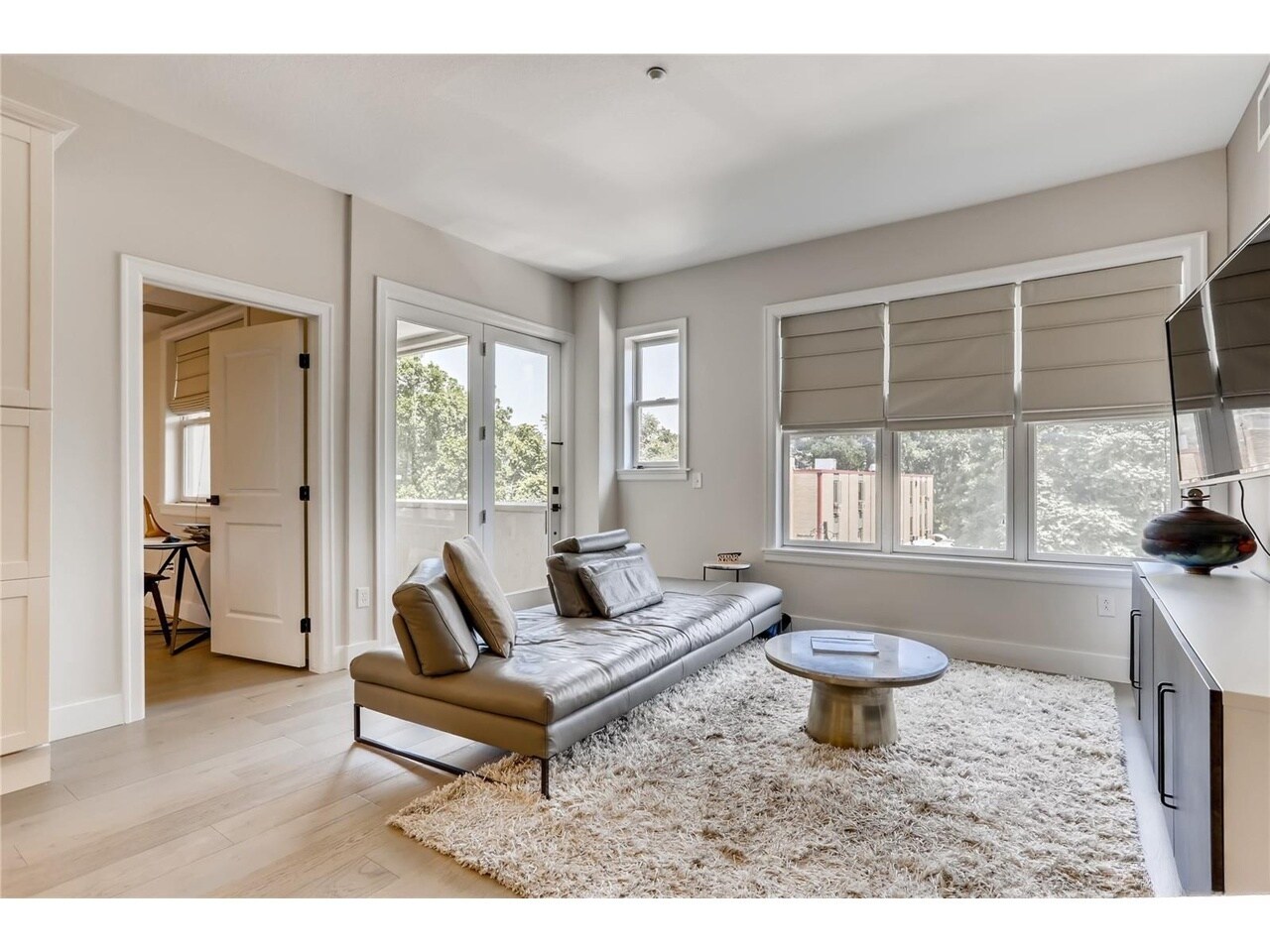 Building Photo - 2200 S University Blvd