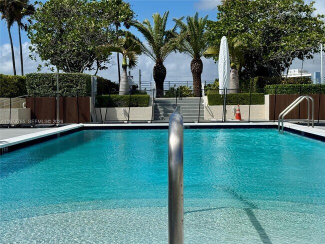 Building Photo - 7330 Ocean Terrace