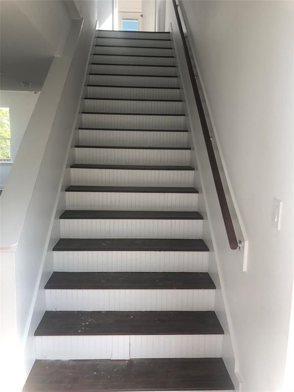 Building Photo - 1101 4th St