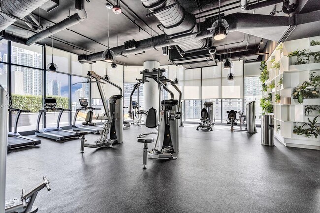 Building Photo - 45 SW 9th St