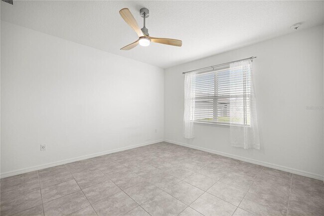 Building Photo - 6304 SW 74th Ter Rd