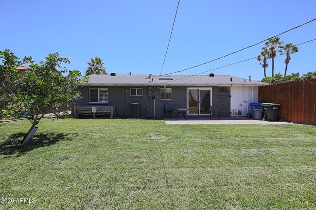 Building Photo - 9854 N 1st St