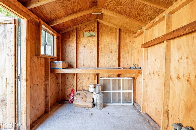 Building Photo - 5715 E Calle Del Paisano