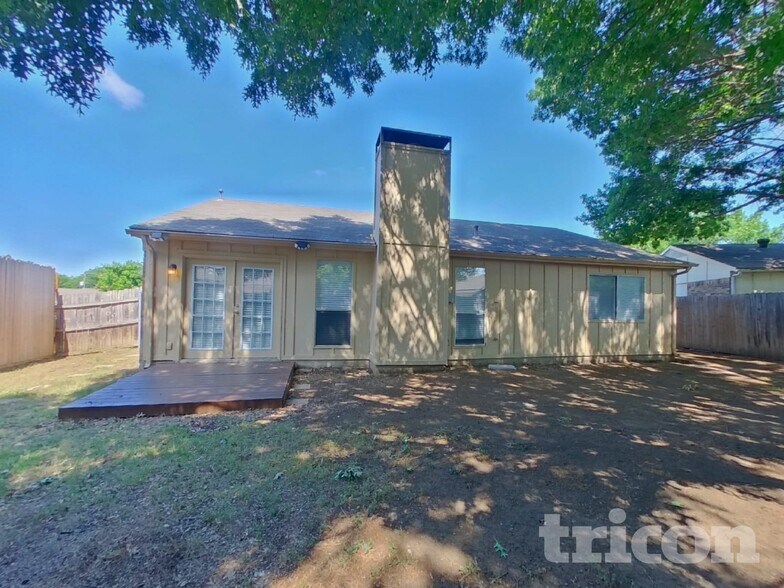 Building Photo - 5620 Oregon Trail Ct