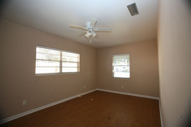 Building Photo - 3 bedroom home with large yard on the west end!