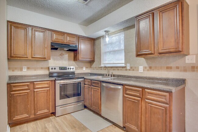 Building Photo - Updated Southwest Pensacola 3BR Home Near NAS Pensacola with Garage & Fenced Backyard
