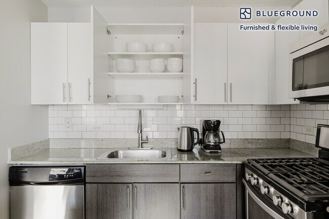 Building Photo - 180 N Jefferson St