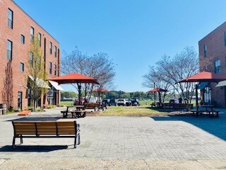 Building Photo - 300 -2A-32A Mason Ave