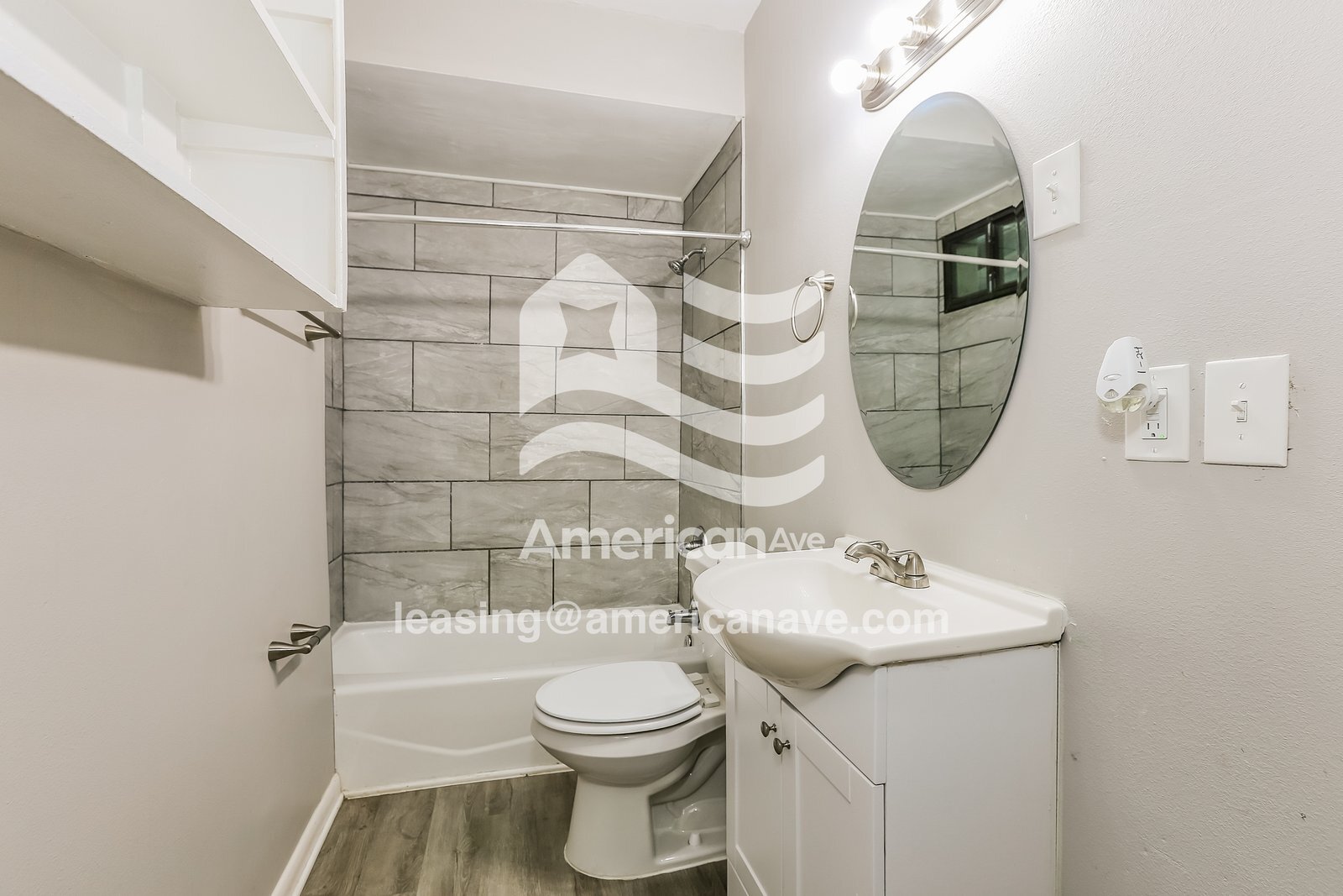 Building Photo - 524 W 35th St