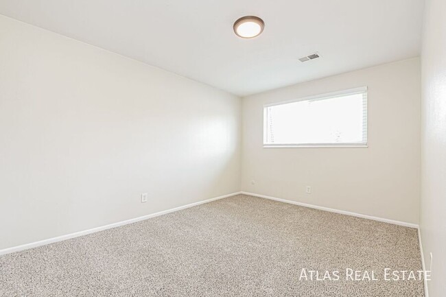 Building Photo - 9401 W 65th Ave