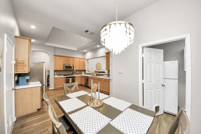 Building Photo - 7823 Hazy Brook Ln