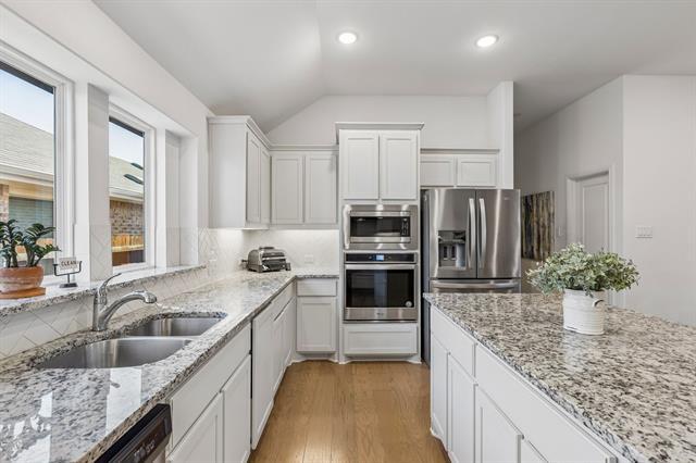 Building Photo - 685 Coleman St