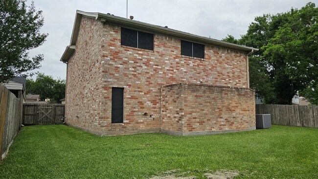Building Photo - 3607 Duncaster Dr