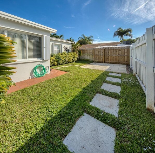 Building Photo - 1331 North N Street