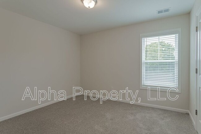 Building Photo - 8 Sabine Leaf Ct