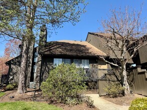 Building Photo - 136 Westgate Dr