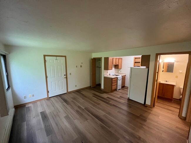 1 Bedroom | 1 Bathroom - Nature Valley Apartments